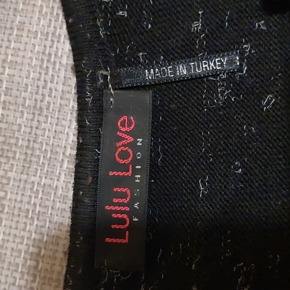 Woman's Lulu Love Fashion Embroidered Top - Picture 3 of 6